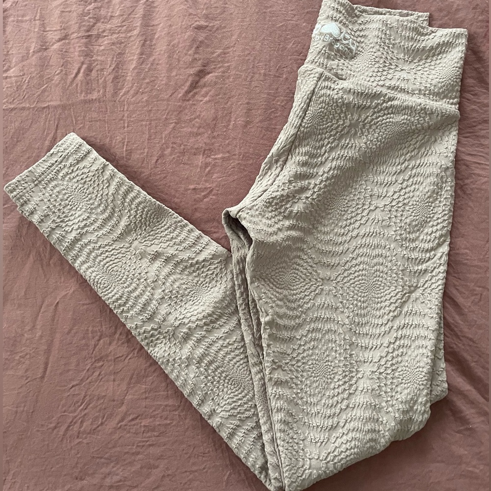 Booty by Brabants Mermaid style leggings. full length (7/8)- mauve pink